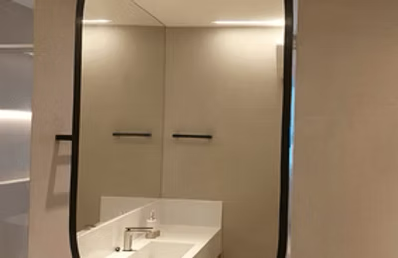 Espelho Orgânico Decorativo para Banheiro